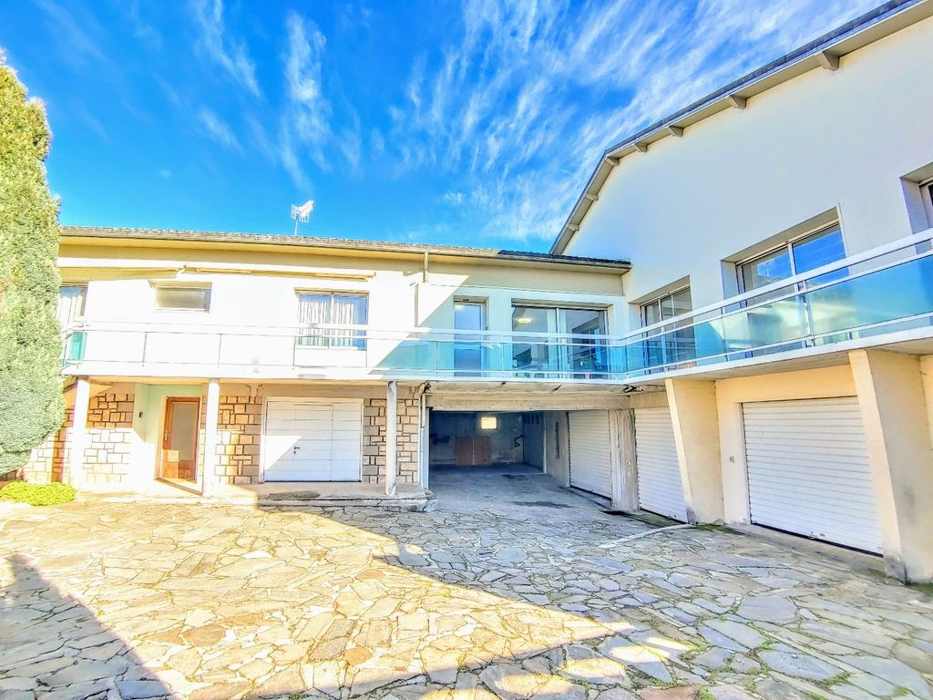 5 bed property for sale in Rodez, Aveyron, France, £378,690 Zoopla