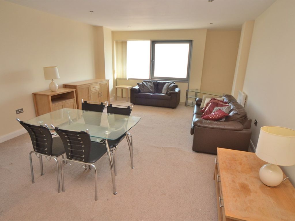 2 bed flat to rent in Echo 24, West Wear Street, Sunderland SR1, £825