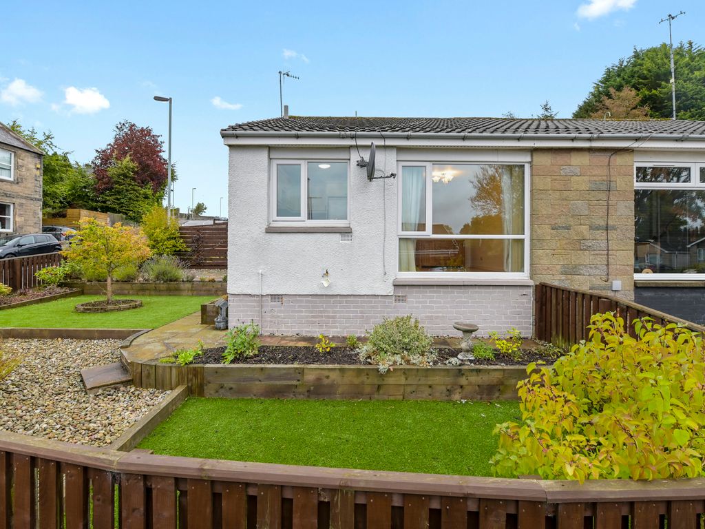 2 bed semidetached bungalow for sale in 29 Kirkhill Road, Penicuik