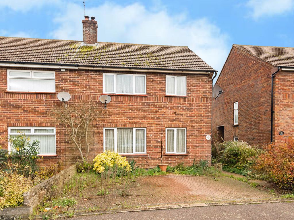 3 bed semidetached house for sale in Byron Road, Wellingborough NN8