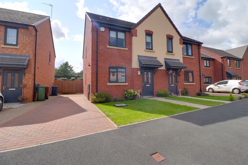 3 bed semidetached house for sale in Barbican Grove, Burleyfields