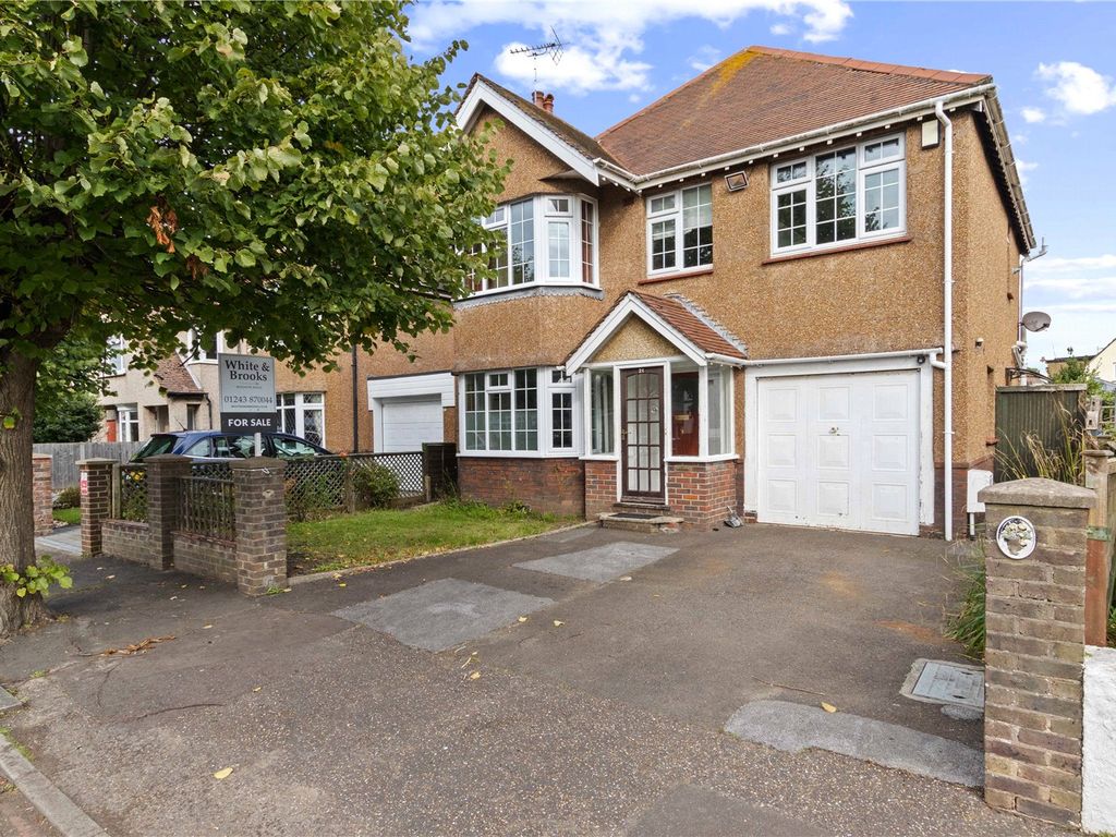 4 bed detached house for sale in Glenway, Bognor Regis, West Sussex