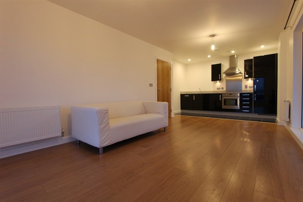 2 bed flat to rent in City Peninsula, Barge Walk, Greenwich SE10 Zoopla