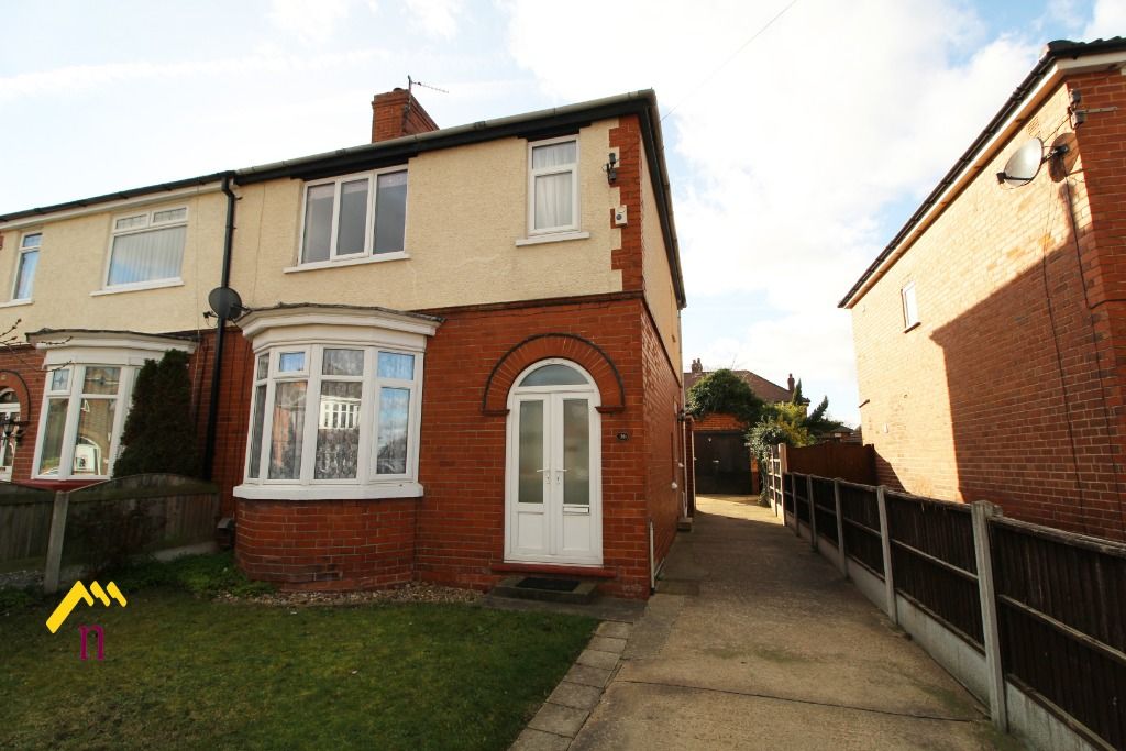 3 bed semidetached house for sale in Chestnut Avenue, Wheatley Hills