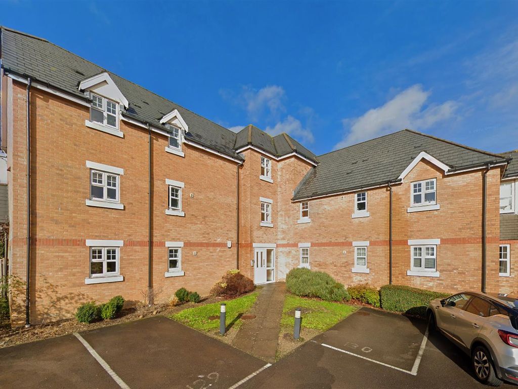 2 bed flat for sale in Heol Tre Forys, Caversham Park, Penarth CF64, £