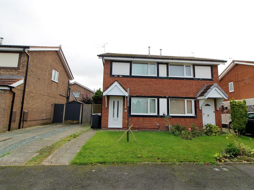 2 bed semidetached house to rent in Nightingale Drive, PoultonLe