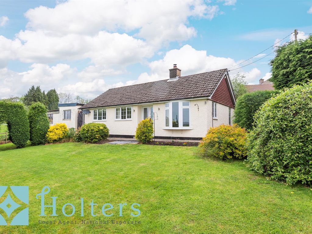 3 bed detached bungalow for sale in Crossgates, Llandrindod Wells LD1, £240,000 Zoopla