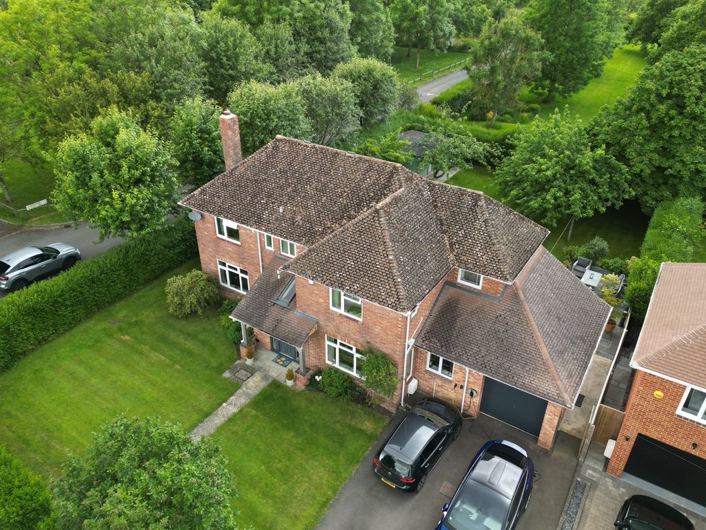4 bed detached house for sale in Beranburh Field, Wroughton, Swindon