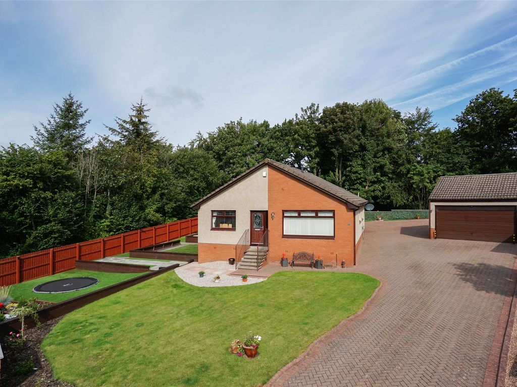 3 bed bungalow for sale in Forth View, Kennoway, Leven KY8, £315,000