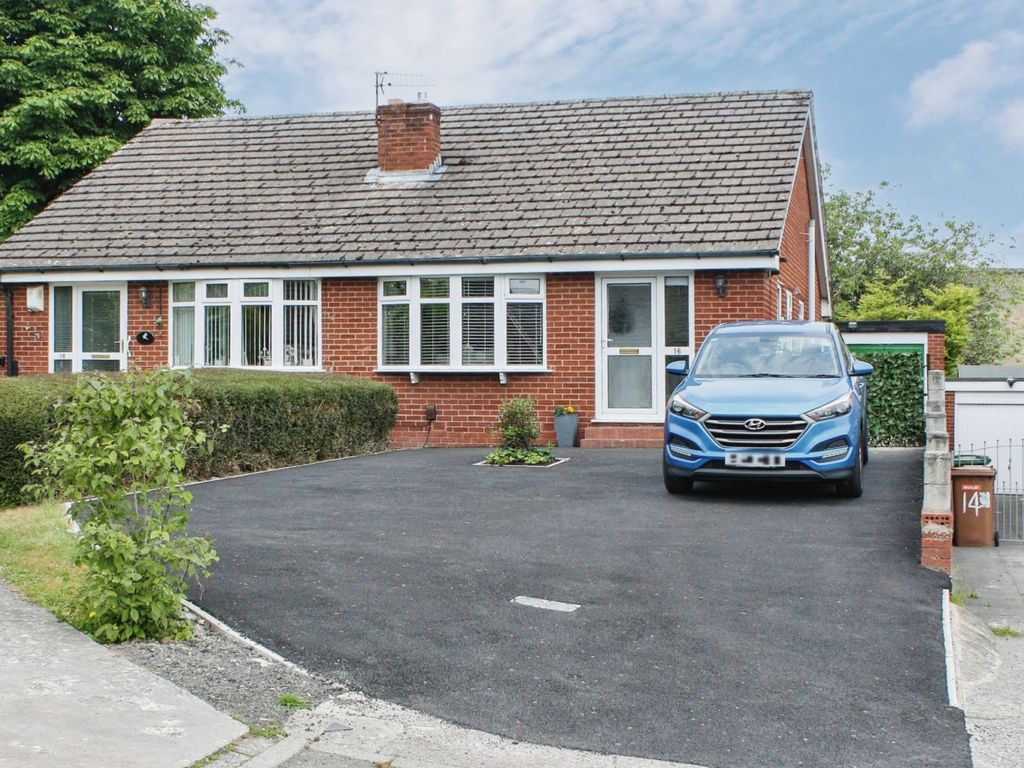 2 bed bungalow for sale in Mount Park, Wirral CH63, £225,000 Zoopla