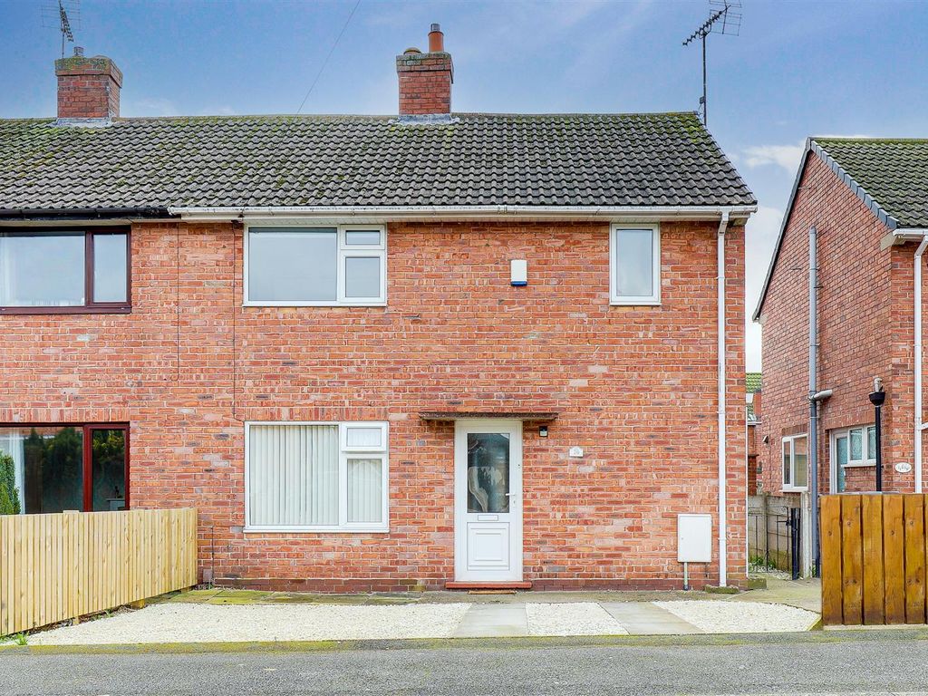 3 bed semidetached house for sale in Sherwood Grove, Calverton
