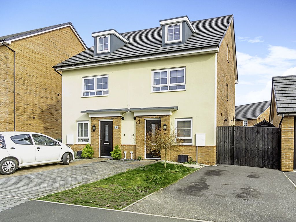 4 bed semidetached house for sale in Washburn Avenue, Ellesmere Port