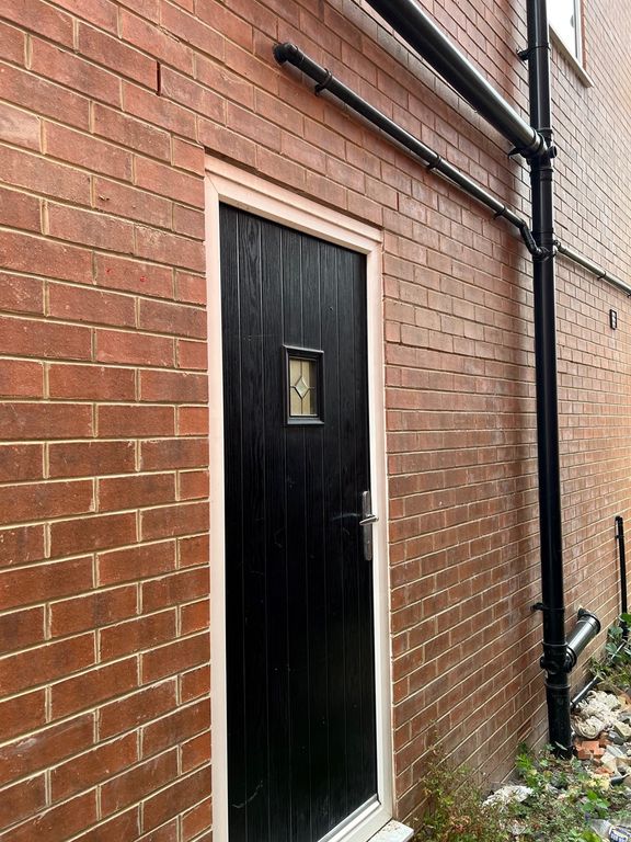 2 bed semidetached house to rent in Catherine Street, Elland HX5 Zoopla