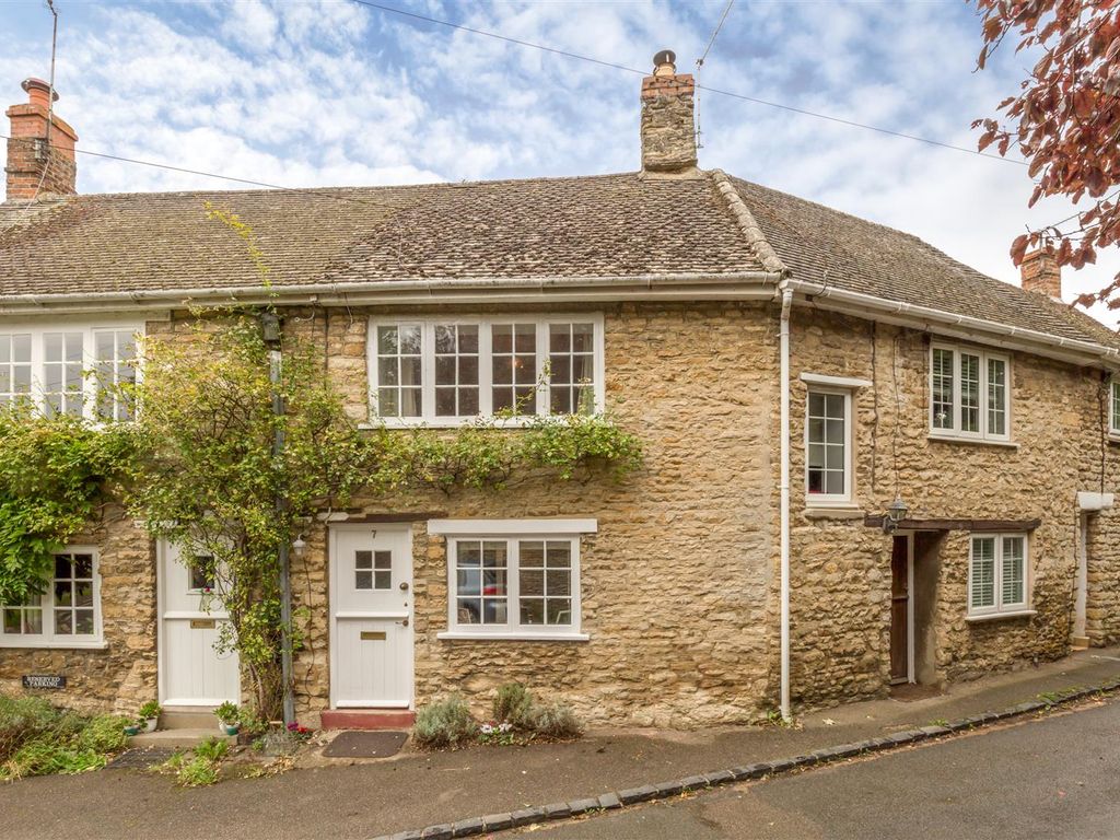 2 bed property to rent in Church Street, Bladon, Woodstock OX20, £1,250 pcm Zoopla