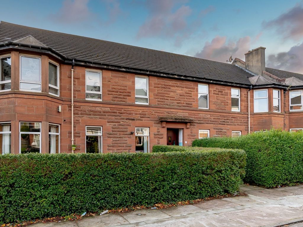 3 bed flat for sale in Larchfield Avenue, Scotstoun, Glasgow G14 Zoopla
