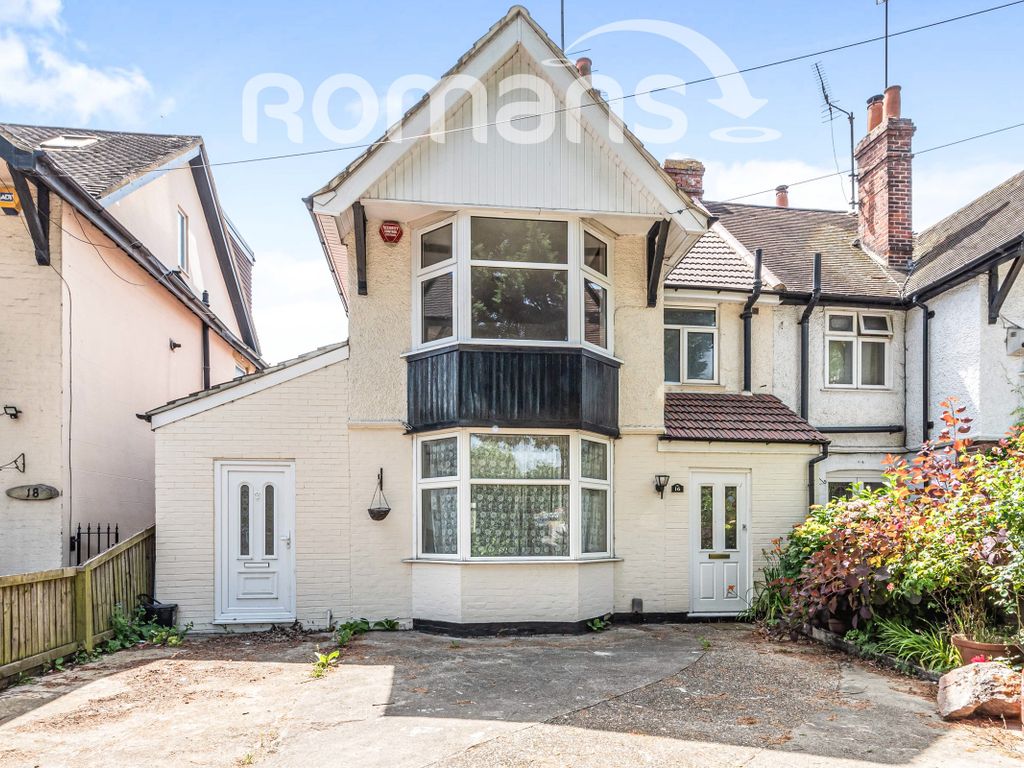 4 bed detached house to rent in Water Road, Reading RG30 Zoopla