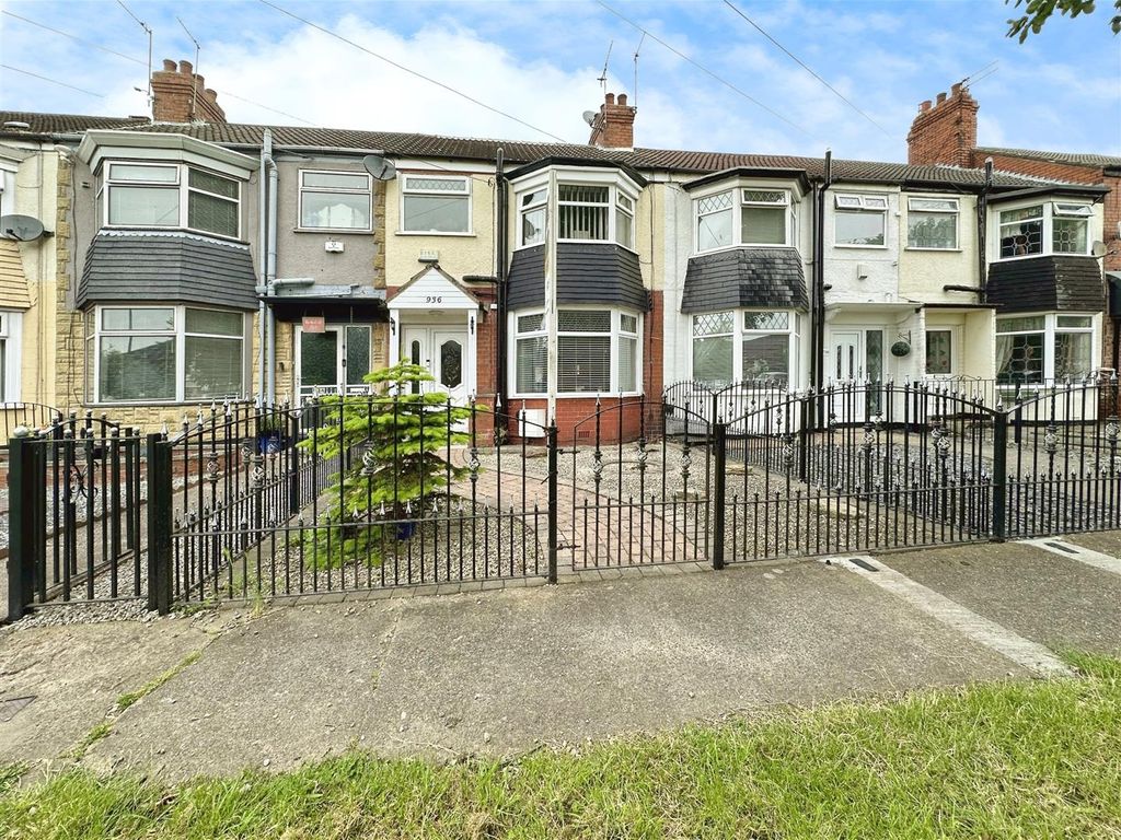 3 bed terraced house for sale in Hessle Road, Hull HU4, £175,000 Zoopla