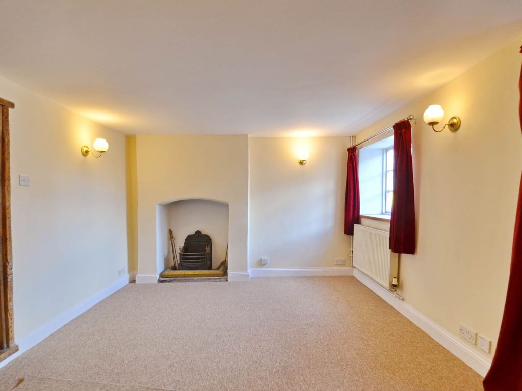 2 bed cottage to rent in Shortwood Road, Pucklechurch BS16, £1,200 pcm