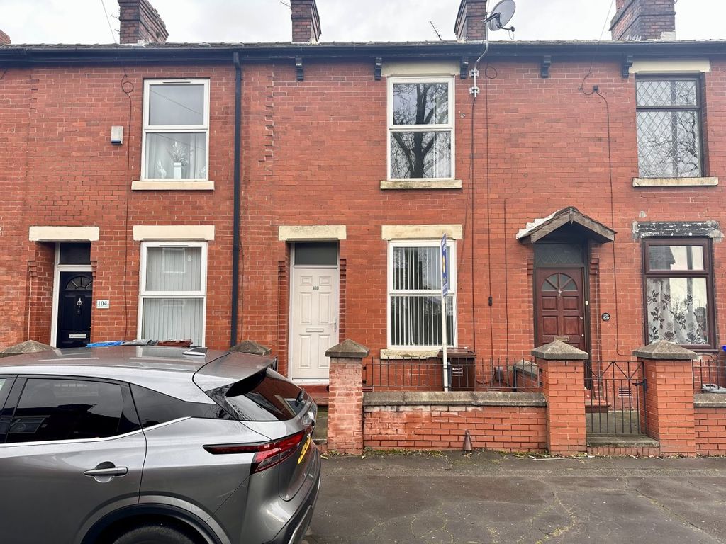 2 bed terraced house to rent in Wheler Street, Openshaw, Manchester M11