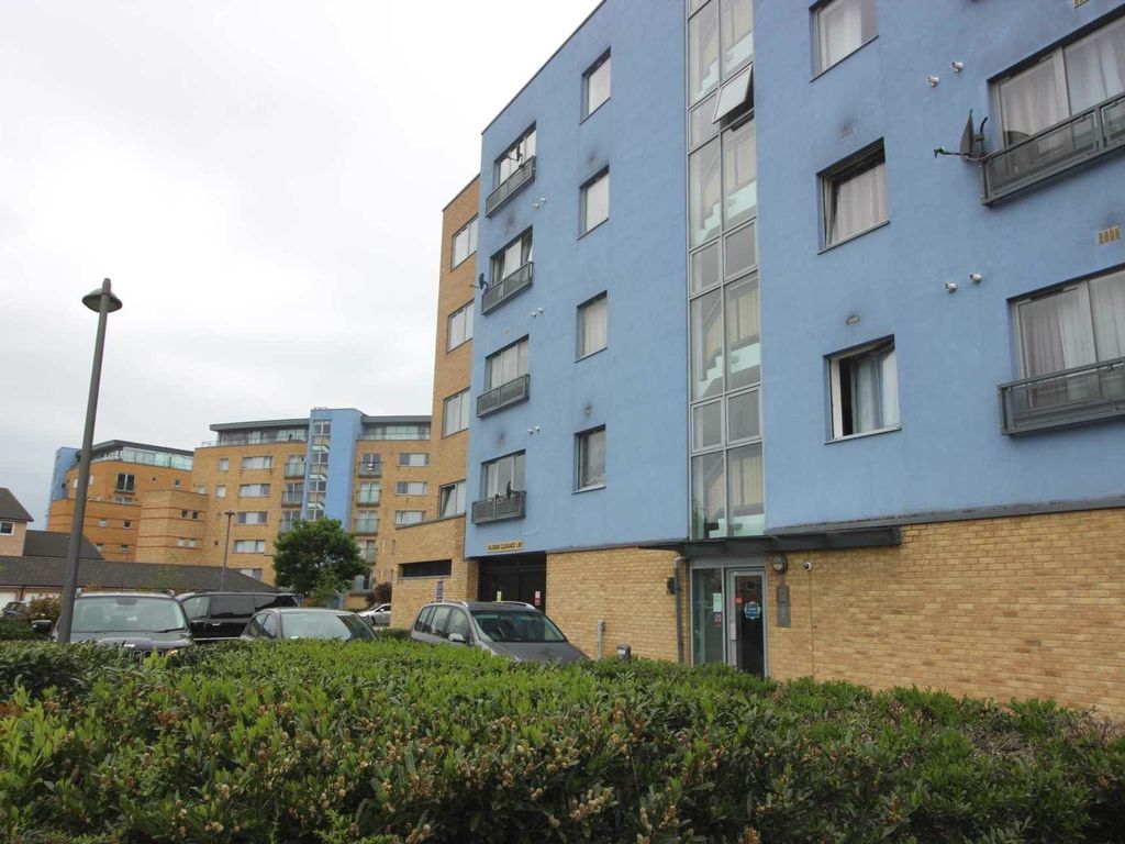 1 bed flat to rent in Warrior Close, West Thamesmead SE28, £1,300 pcm