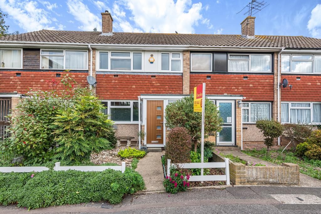 3 bed terraced house for sale in StainesUponThames, Stanwell Moor