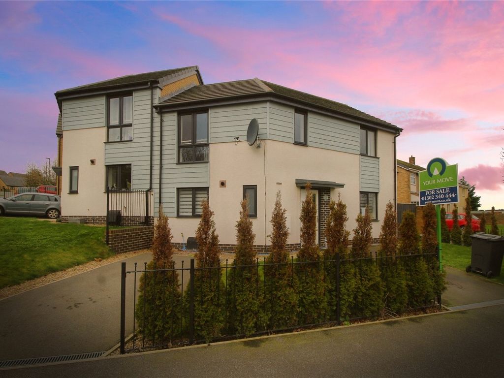 3 bed semidetached house for sale in Roberts Road, Edlington