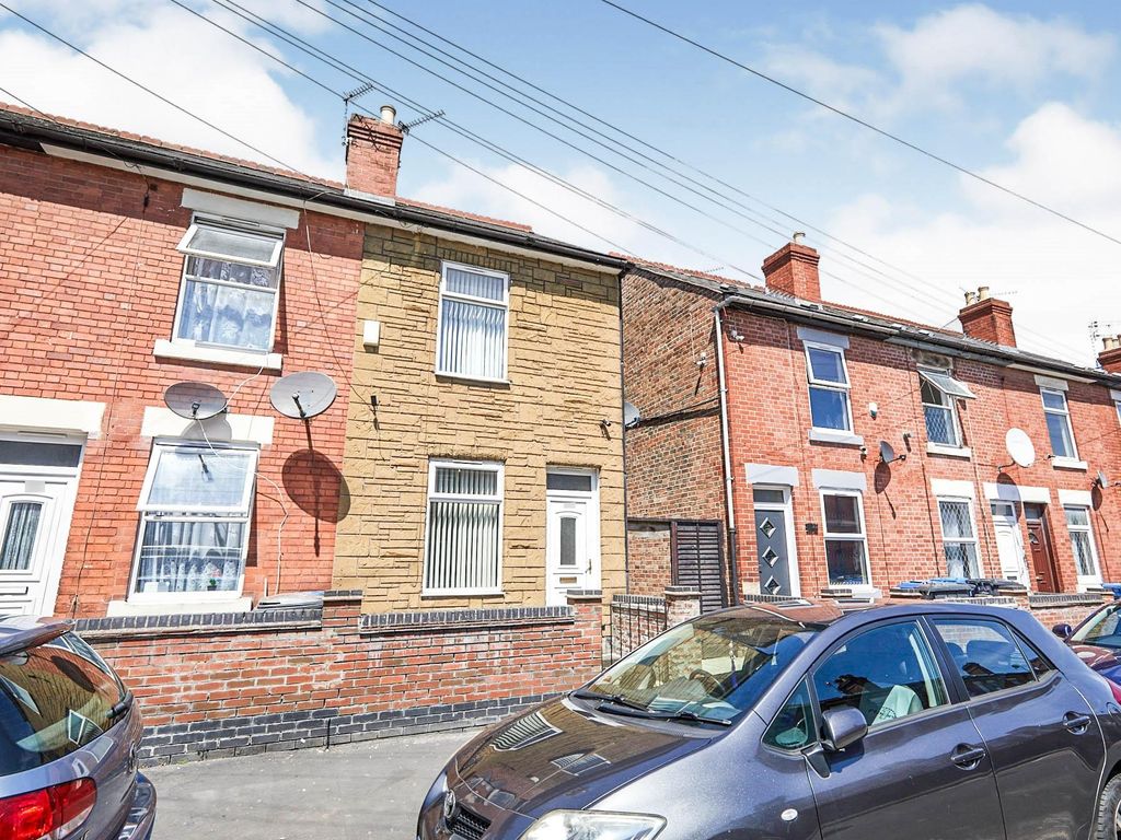 2 bed property to rent in Crewe Street, New Normanton, Derby DE23, £800