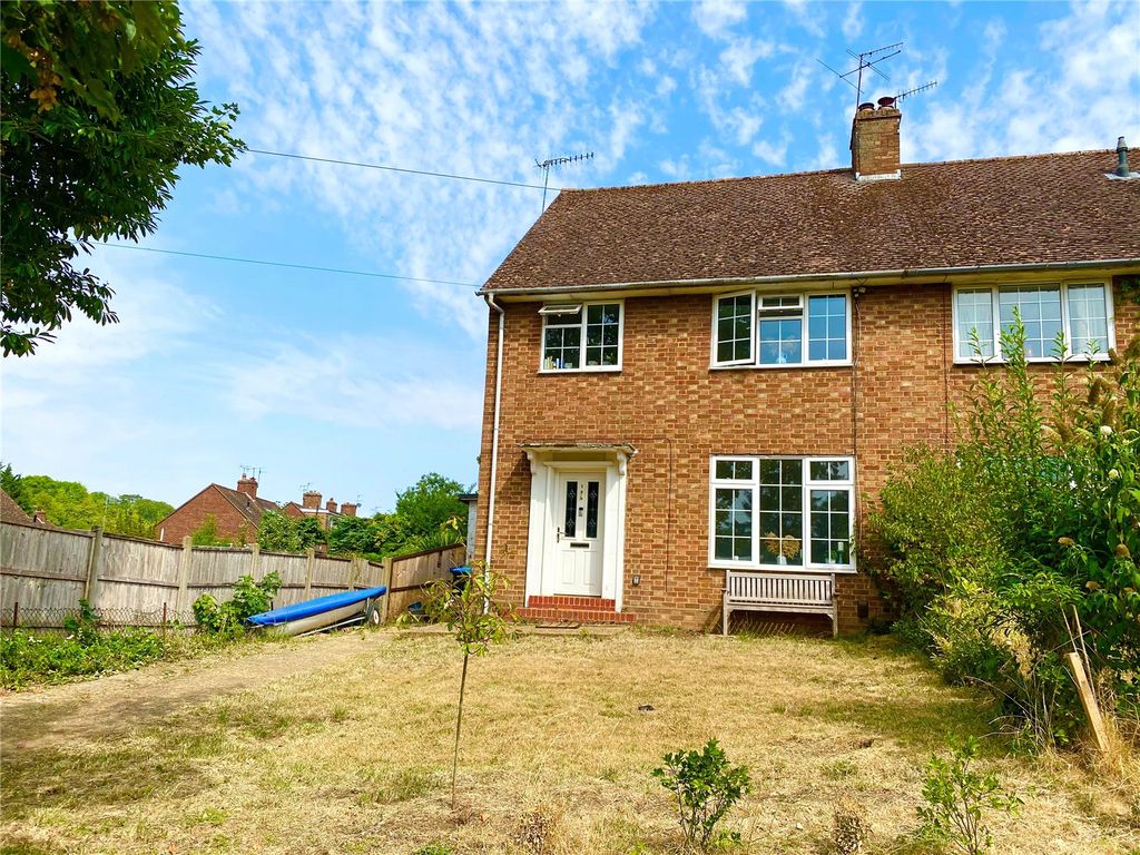 Bishops Mead, Hemel Hempstead, Hertfordshire HP1  