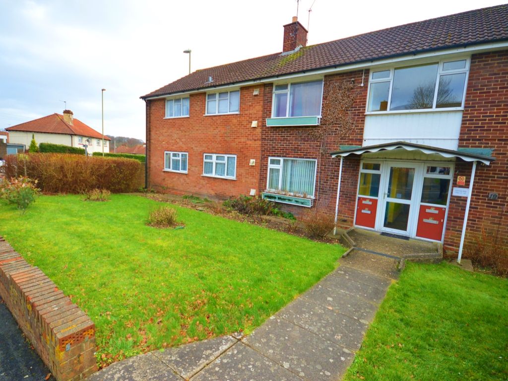 2 bed flat to rent in Camrose Way, Basingstoke, Hampshire RG21 Zoopla
