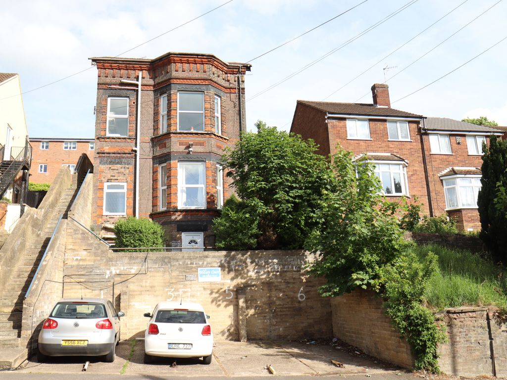 Studio for sale in Hitchin Road, Luton LU2, £116,995 Zoopla