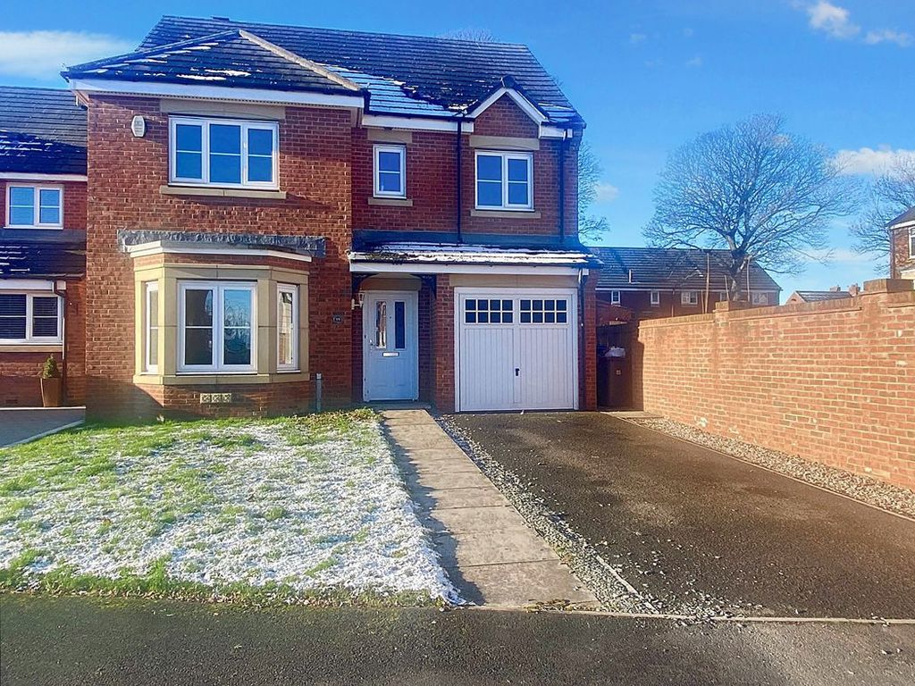 4 bed detached house for sale in Highfield Rise, Chester Le Street DH3, £320,000 Zoopla
