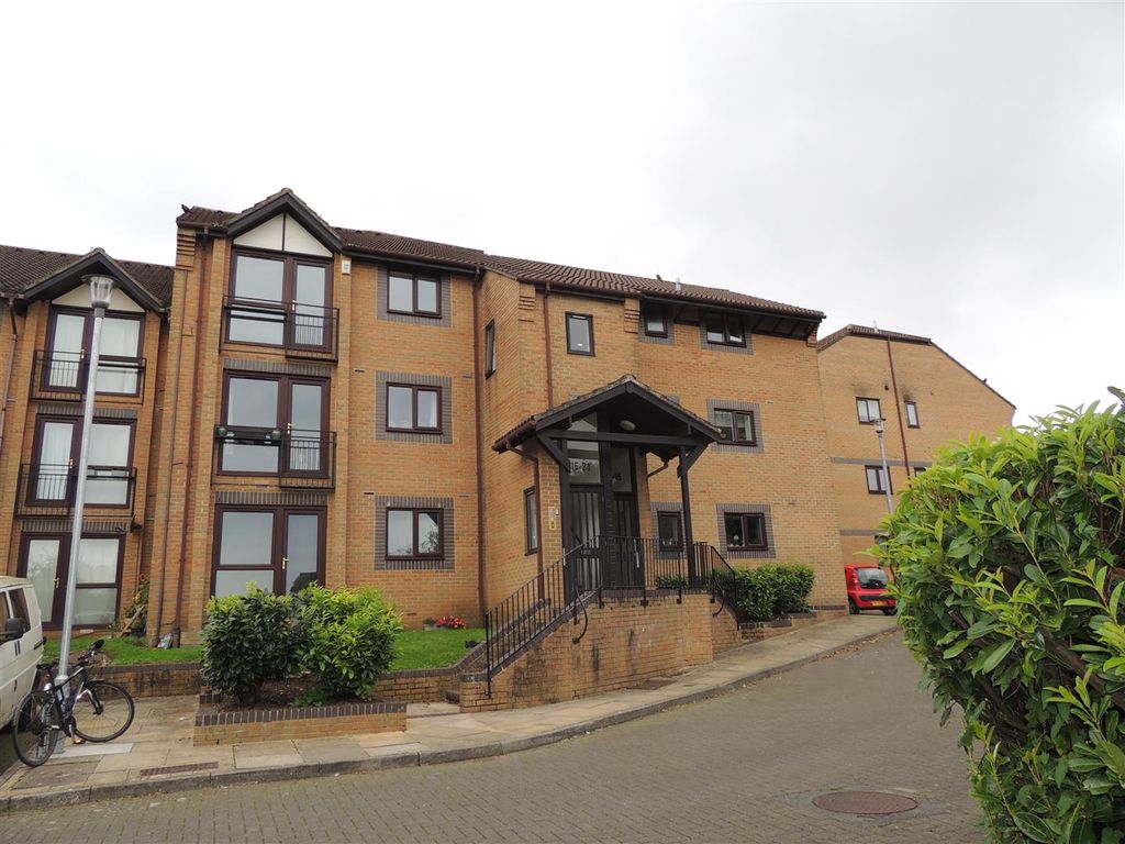 1 bed flat to rent in Beaufort Heights, St. Bristol BS5, £875 pcm Zoopla