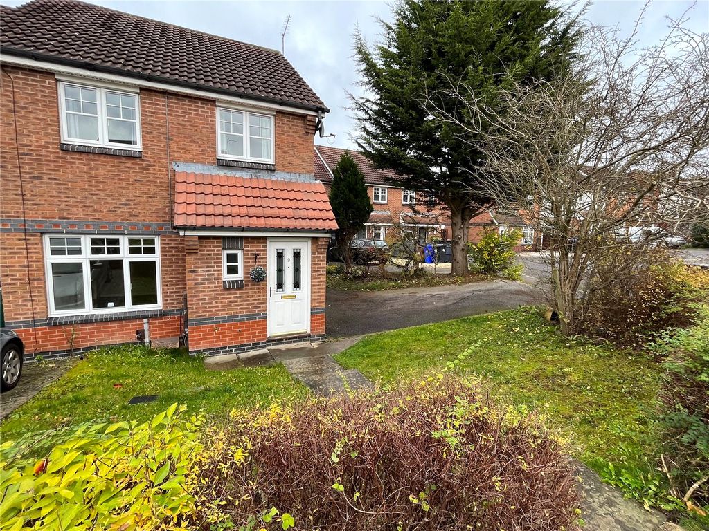 3 bed end terrace house to rent in Sanders Close, Shipley View