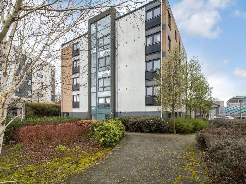 2 bed flat for sale in Firpark Close, Dennistoun, Glasgow G31 Zoopla