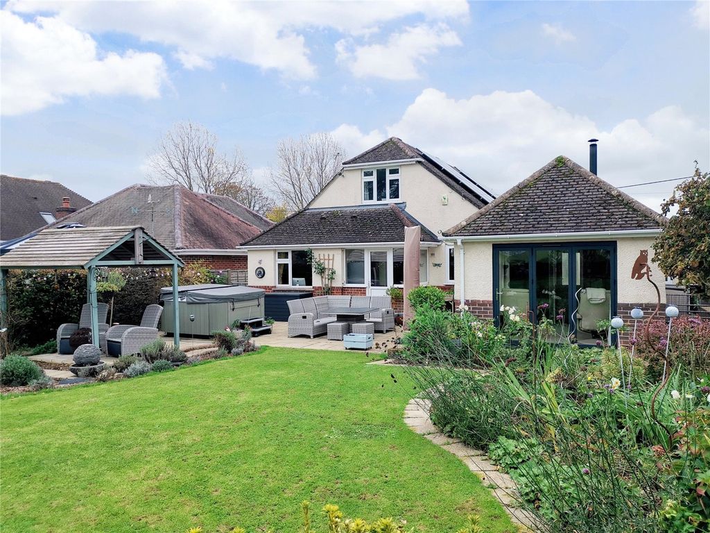 4 bed bungalow for sale in Dullar Lane, Sturminster Marshall, Wimborne