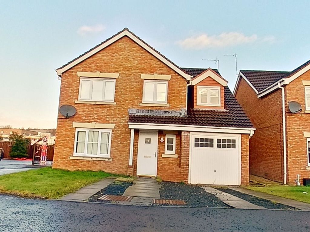 5 bed detached house for sale in Globe Park, Broxburn EH52, £308,000