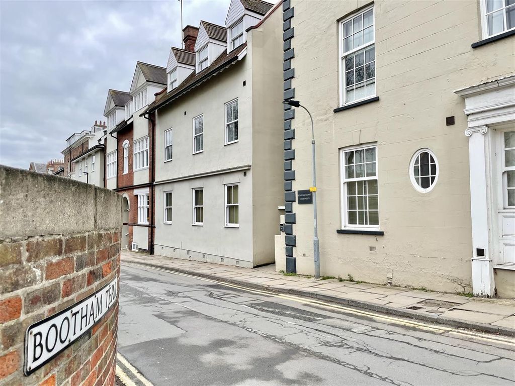 2 bed flat for sale in Bootham Terrace, York YO30 Zoopla