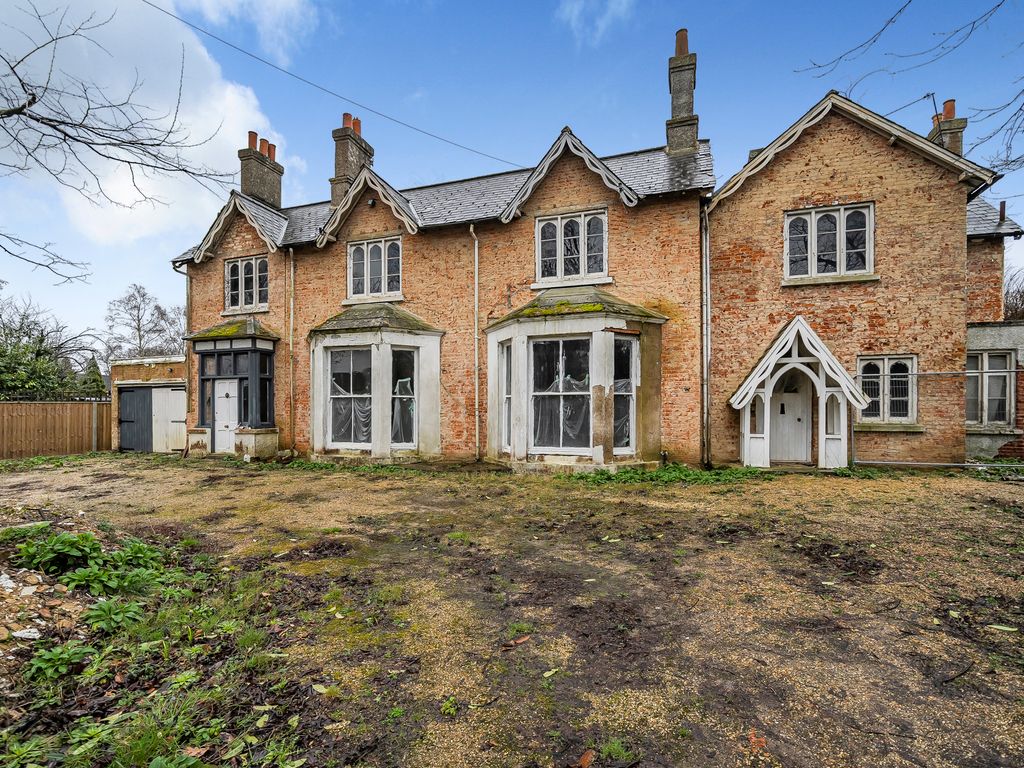 8 bed detached house for sale in 101 London Road, Blackwater, Surrey