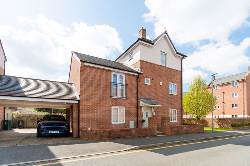 4 bed detached house for sale in Ormskirk Road, Bickerstaffe, Ormskirk