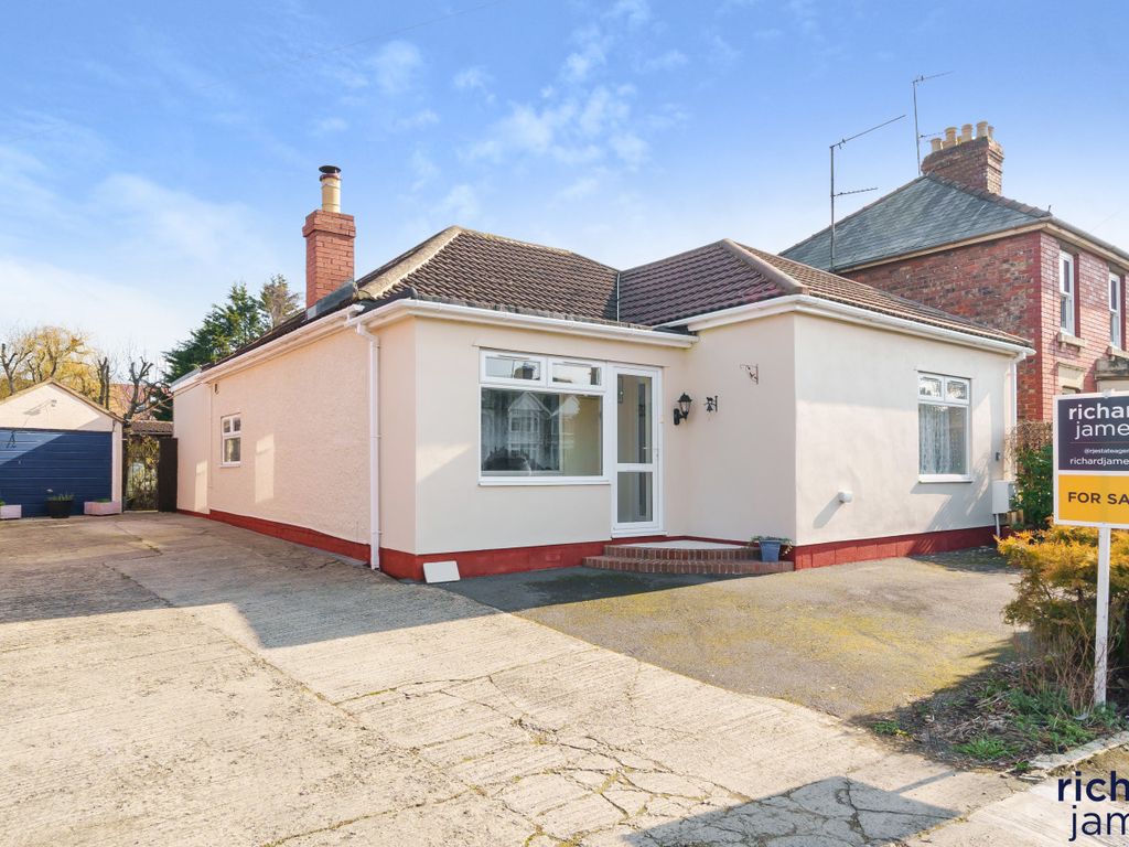 2 bed bungalow for sale in Cheney Manor Road, Cheney Manor, Swindon SN2