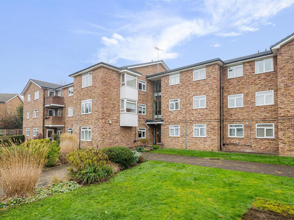 1 bed flat for sale in Adelaide Road, Surbiton KT6 Zoopla