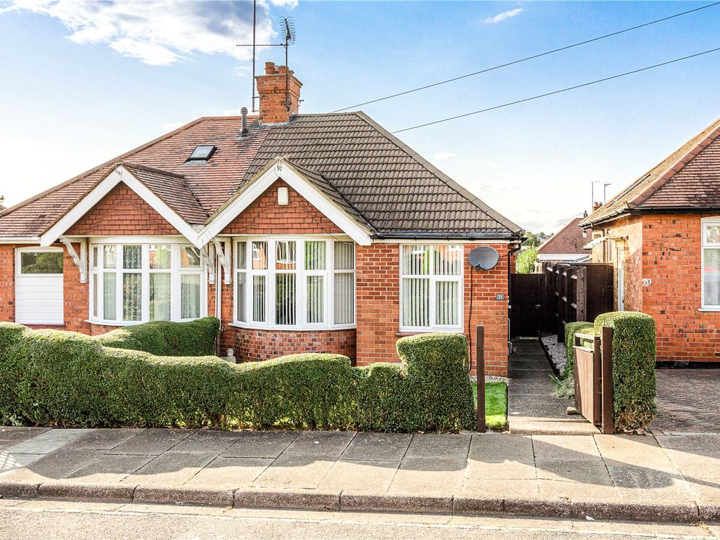 3 bed bungalow for sale in Ennerdale Road, Northampton NN3, £240,000