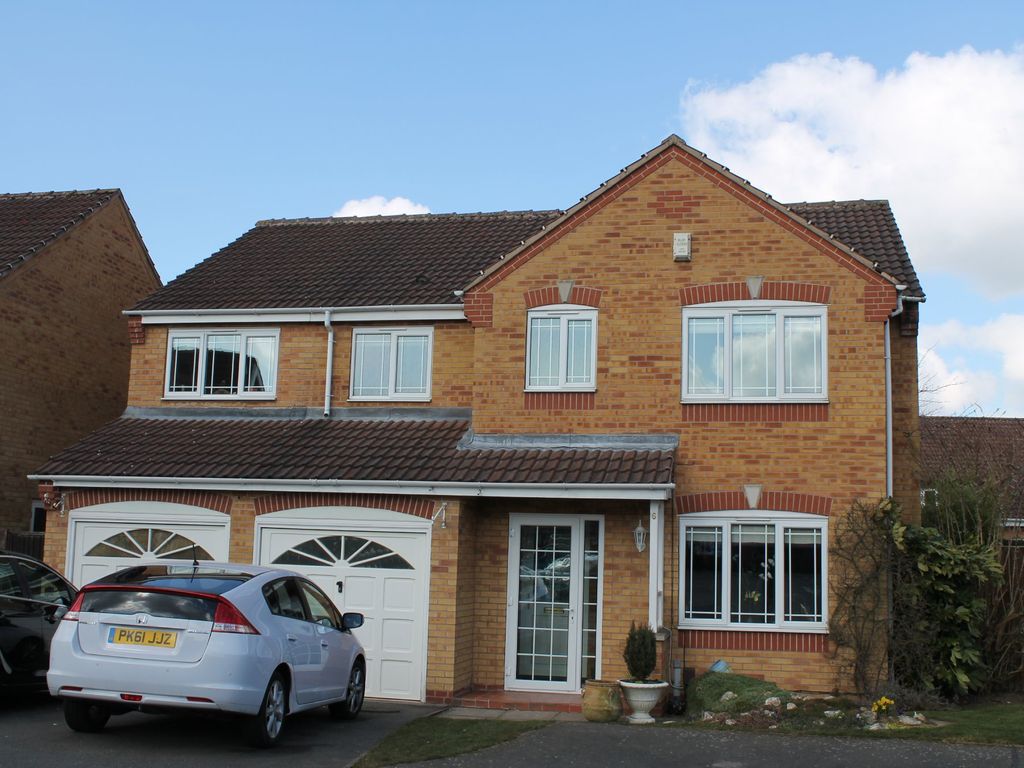 6 bed detached house to rent in Juno Close, Glenfield, Leicester