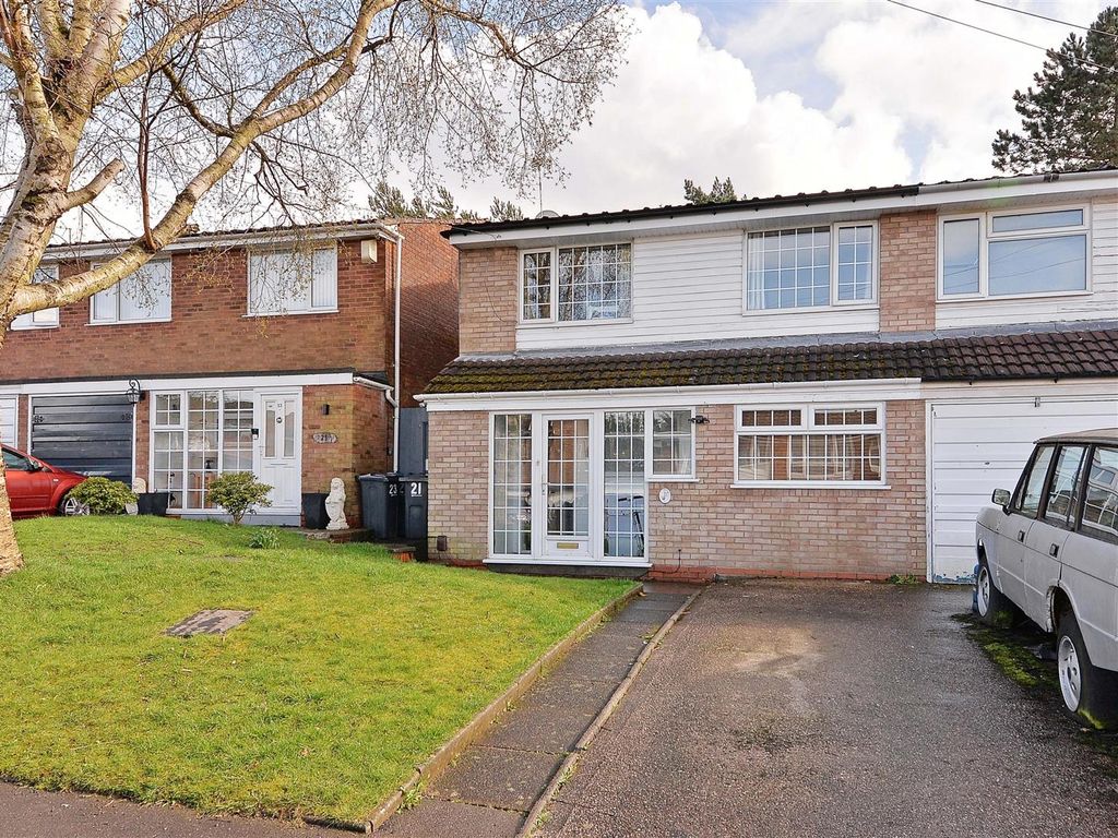 3 bed semidetached house for sale in Belstone Close, Kings Heath