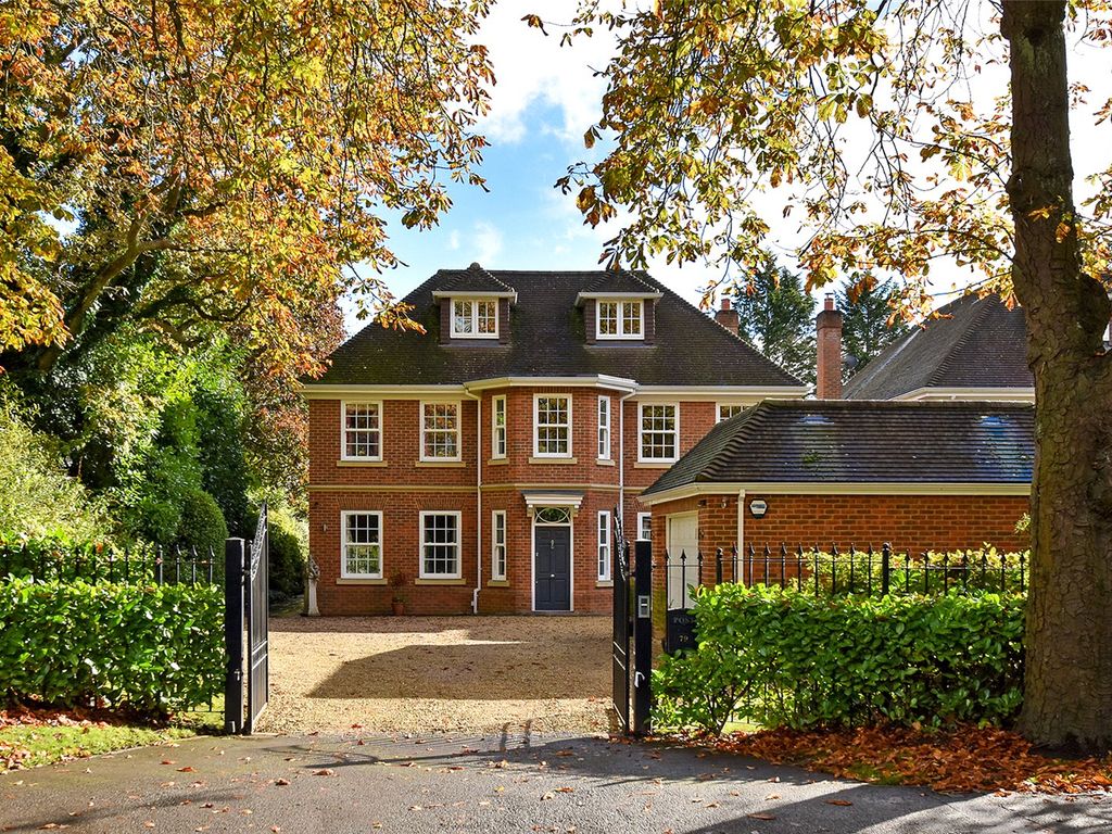 7 bed detached house for sale in Windsor Road, Gerrards Cross, Buckinghamshire SL9, £2,500,000