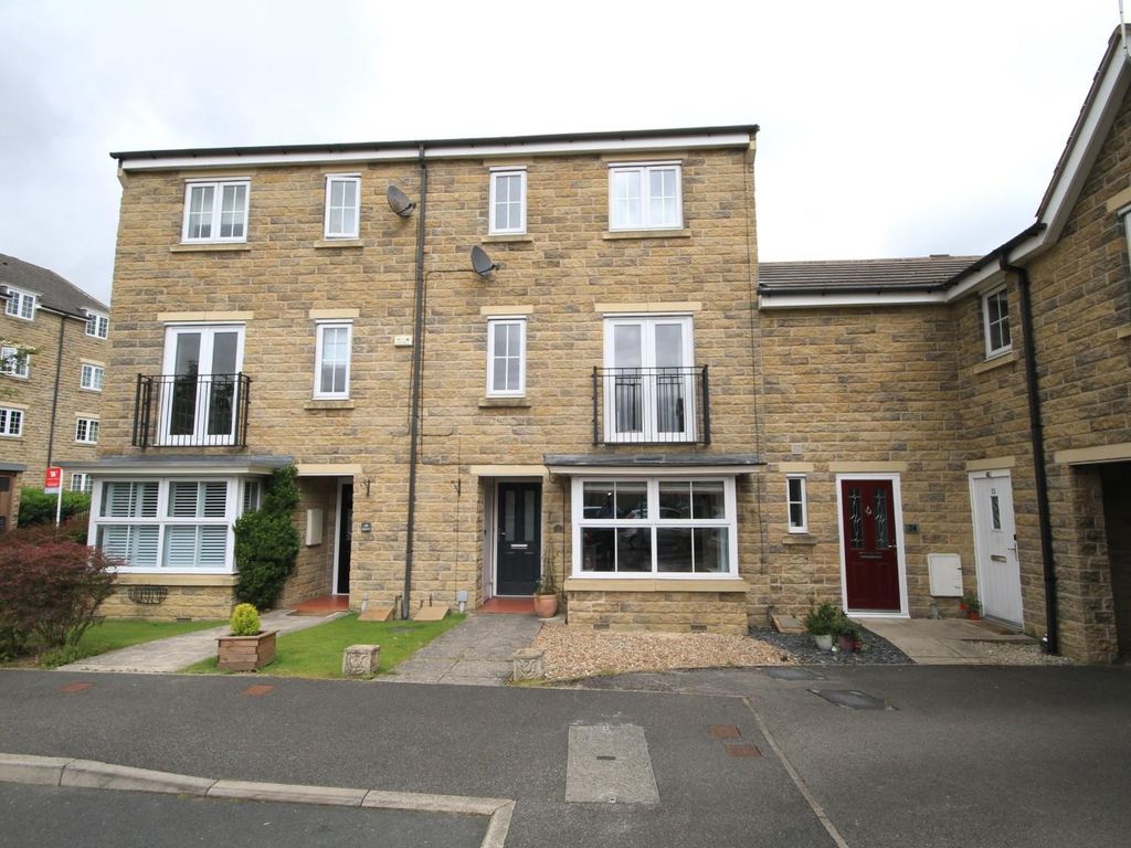 5 bed town house for sale in Longlands, Idle, Bradford BD10 Zoopla