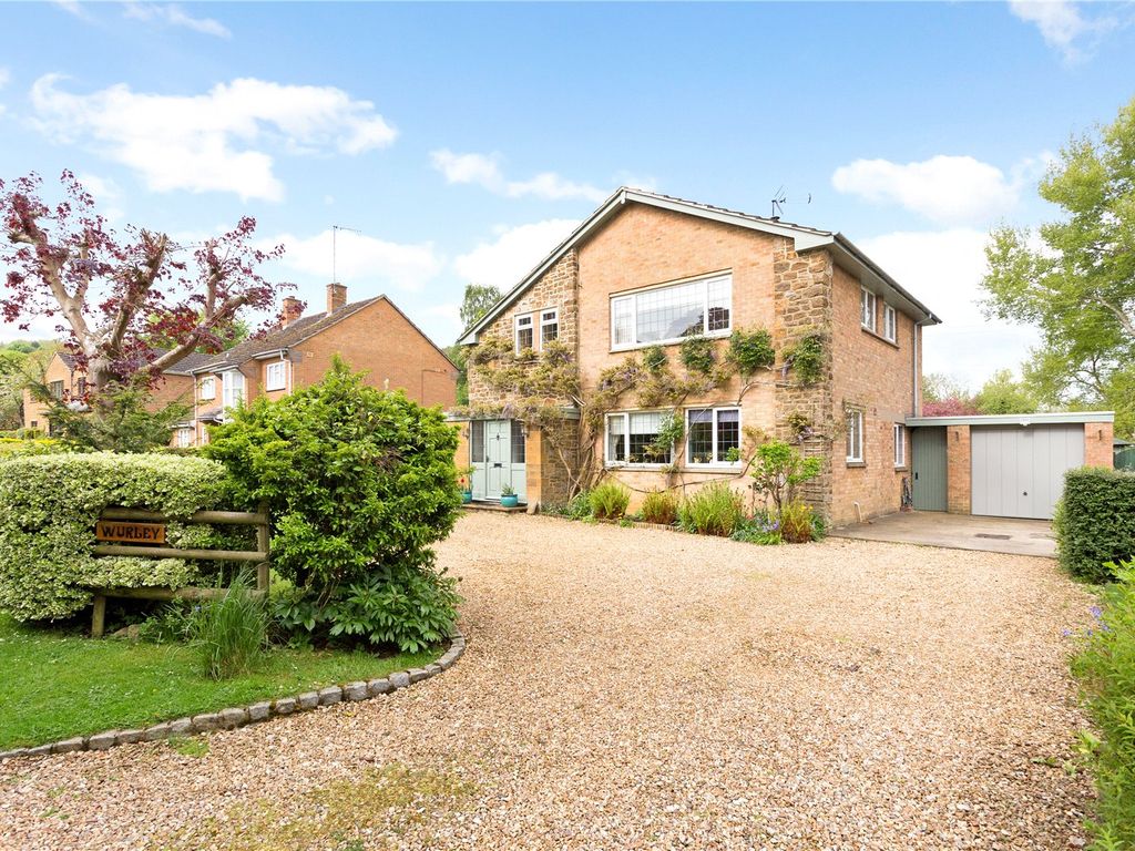 4 bed detached house for sale in School Lane, Warmington, Banbury