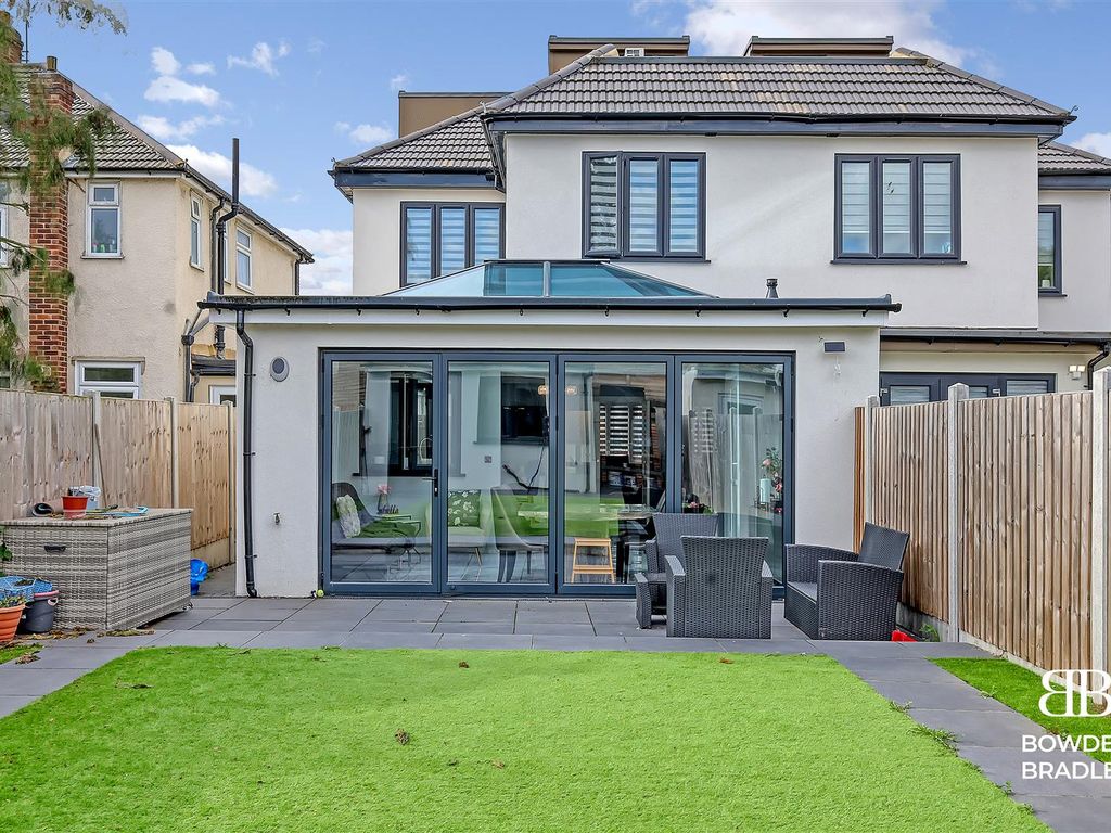 4 bed semidetached house for sale in Heathcote Avenue, Clayhall