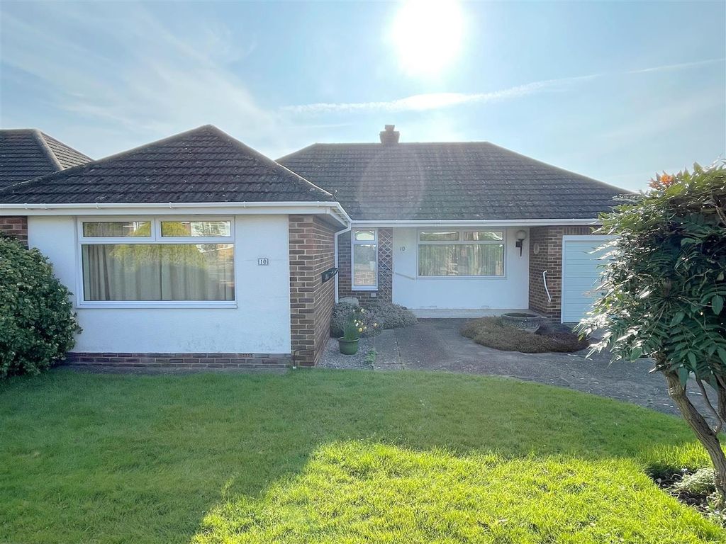 3 bed bungalow for sale in Stoney Lane, Newbury RG14 Zoopla