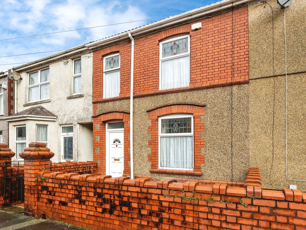 3 bed terraced house for sale in Bolgoed Road, Pontarddulais, Swansea